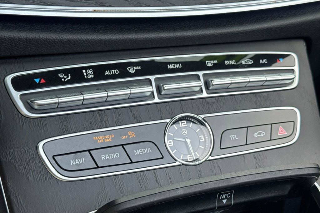 Used 2019 Mercedes-Benz E 450 Cabriolet image 26