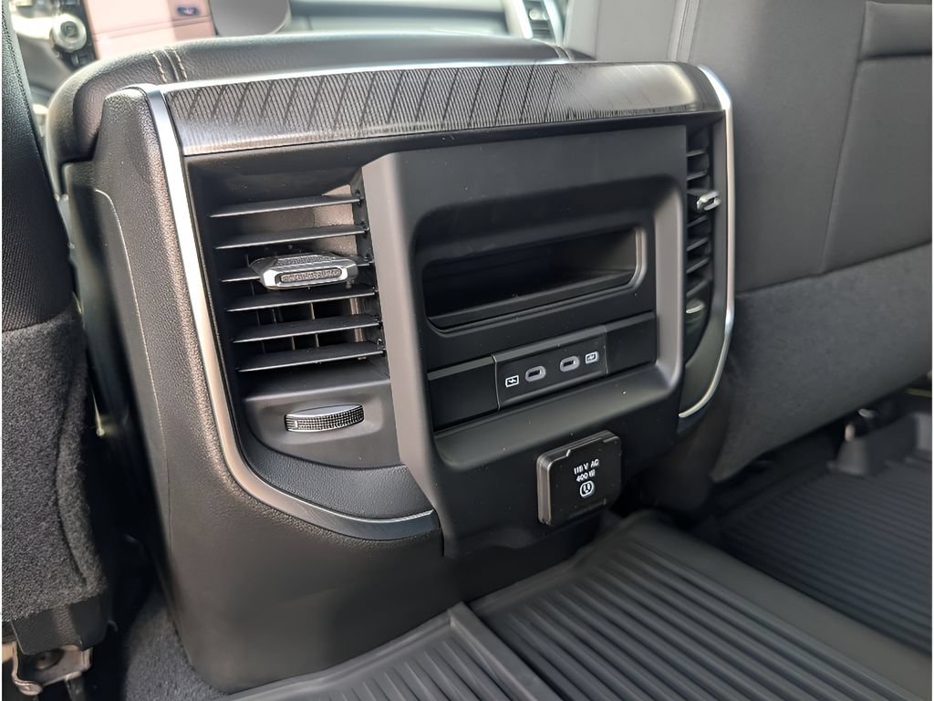 New 2026 RAM 3500 Big Horn AWD/4WD image 31