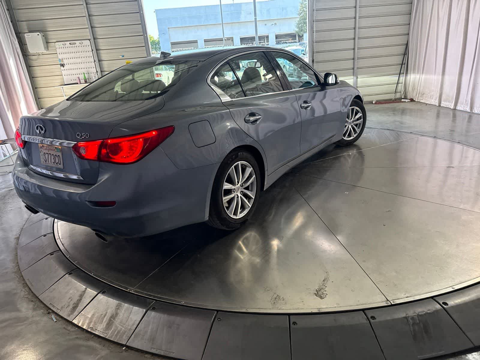 Used 2015 INFINITI Q50 Premium w/ Navigation Package RWD image 4