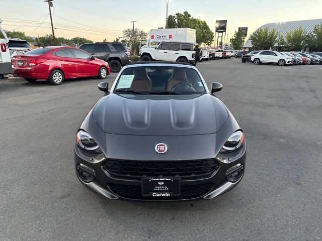Used 2017 FIAT 124 Spider Lusso RWD image 3