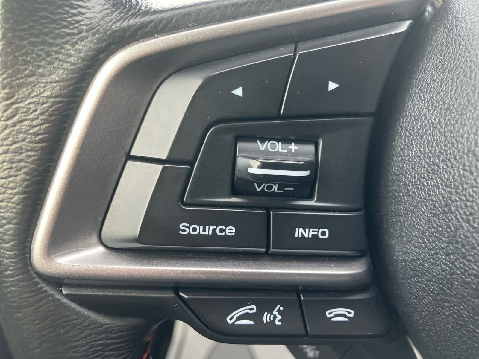 Used 2021 Subaru Crosstrek 2.0i Premium image 17