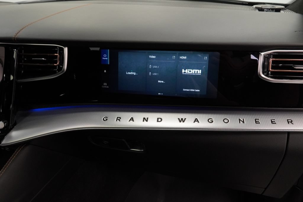 Used 2022 Jeep Grand Wagoneer Series III w/ Rear Seat Video Group 1 AWD/4WD image 39