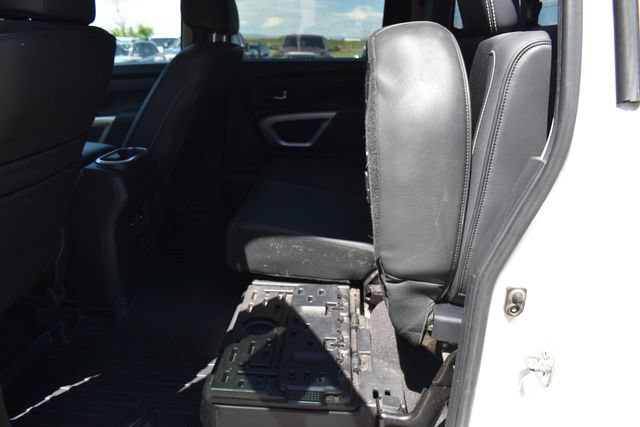 Used 2017 Nissan Titan PRO-4X AWD/4WD image 23