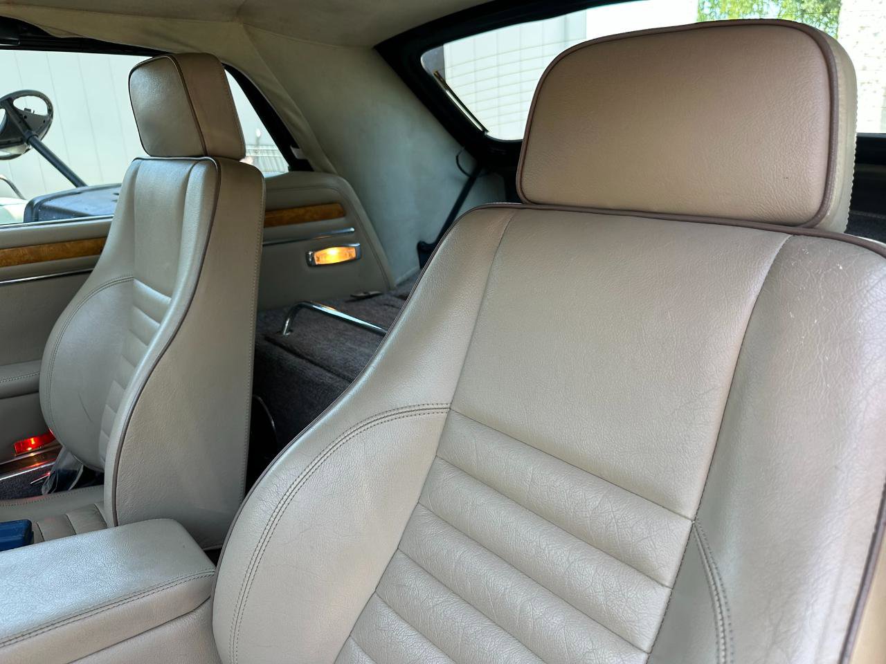 Used 1990 Jaguar XJS V12 Convertible RWD image 33