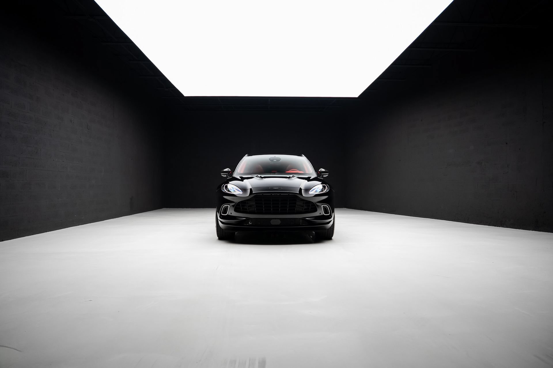 Used 2022 Aston Martin DBX AWD/4WD image 86
