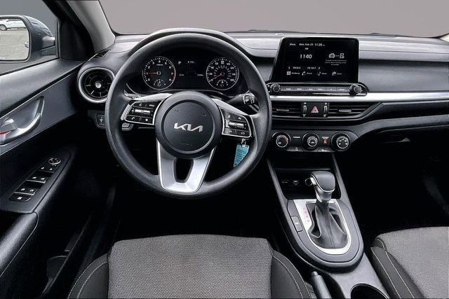 Used 2023 Kia Forte LXS w/ LXS Technology Package image 8