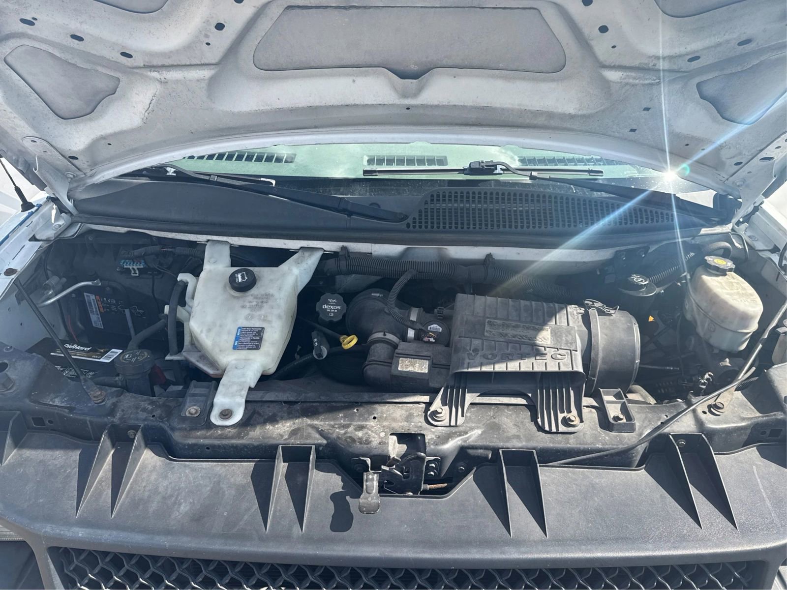Used 2015 Chevrolet Express 3500 Extended RWD image 24
