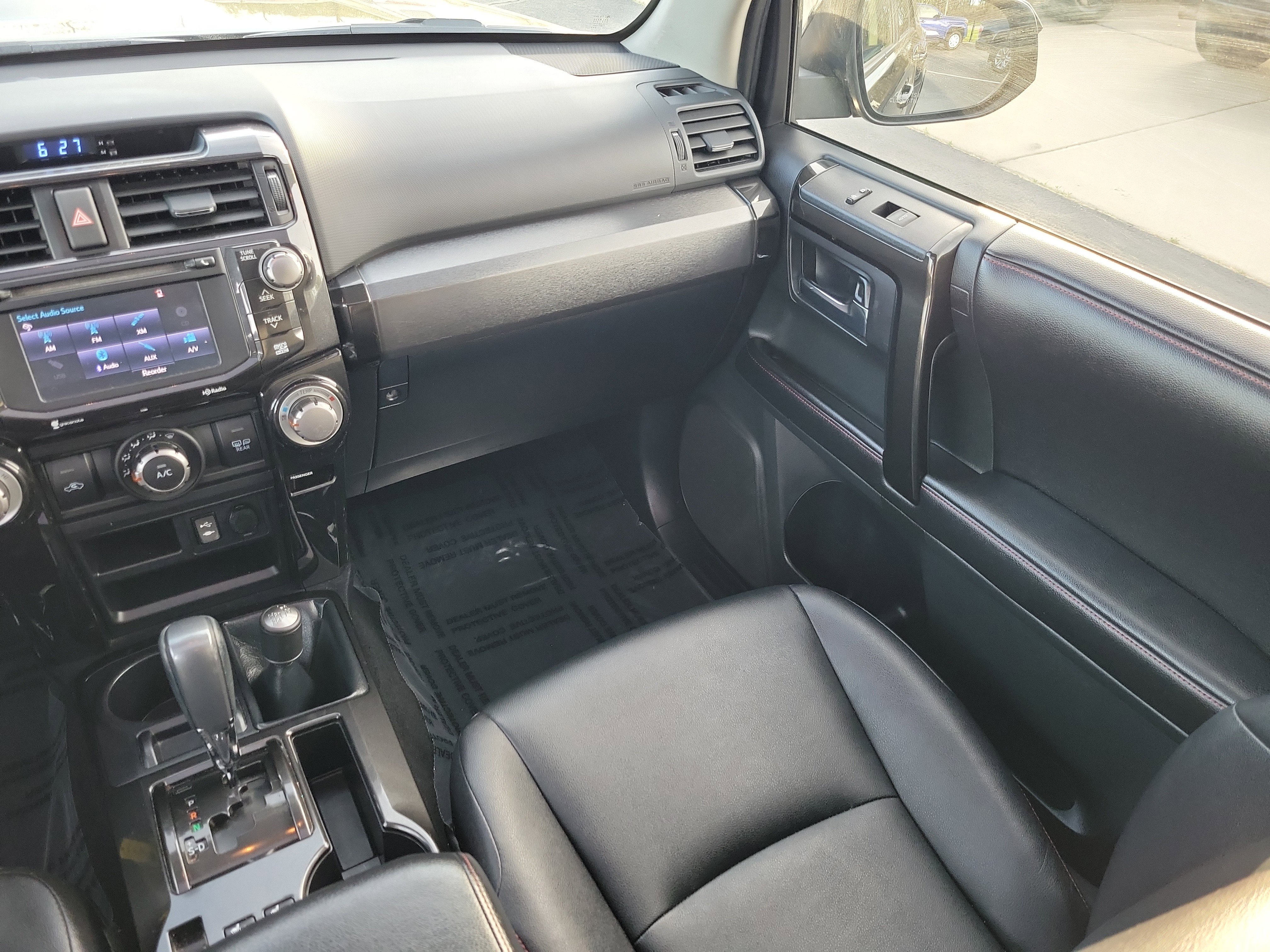 Used 2015 Toyota 4Runner Trail Premium AWD/4WD image 13