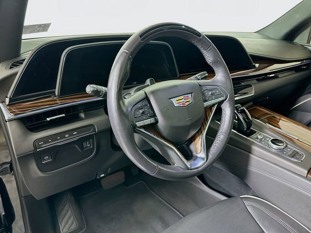 Certified 2023 Cadillac Escalade ESV Premium Luxury w/ LPO, Radiant Package image 10