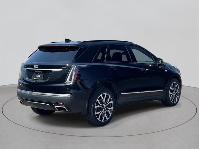 Used 2021 Cadillac XT5 Sportv w/ Platinum Package AWD/4WD image 4