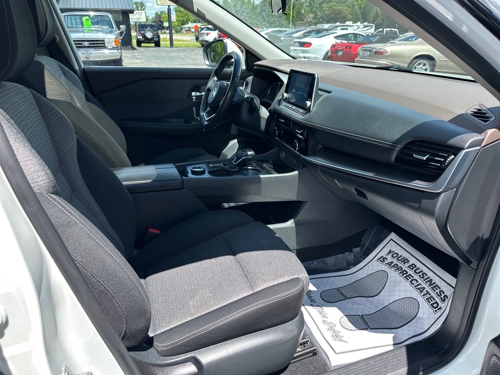 Used 2021 Nissan Rogue SV AWD/4WD image 20