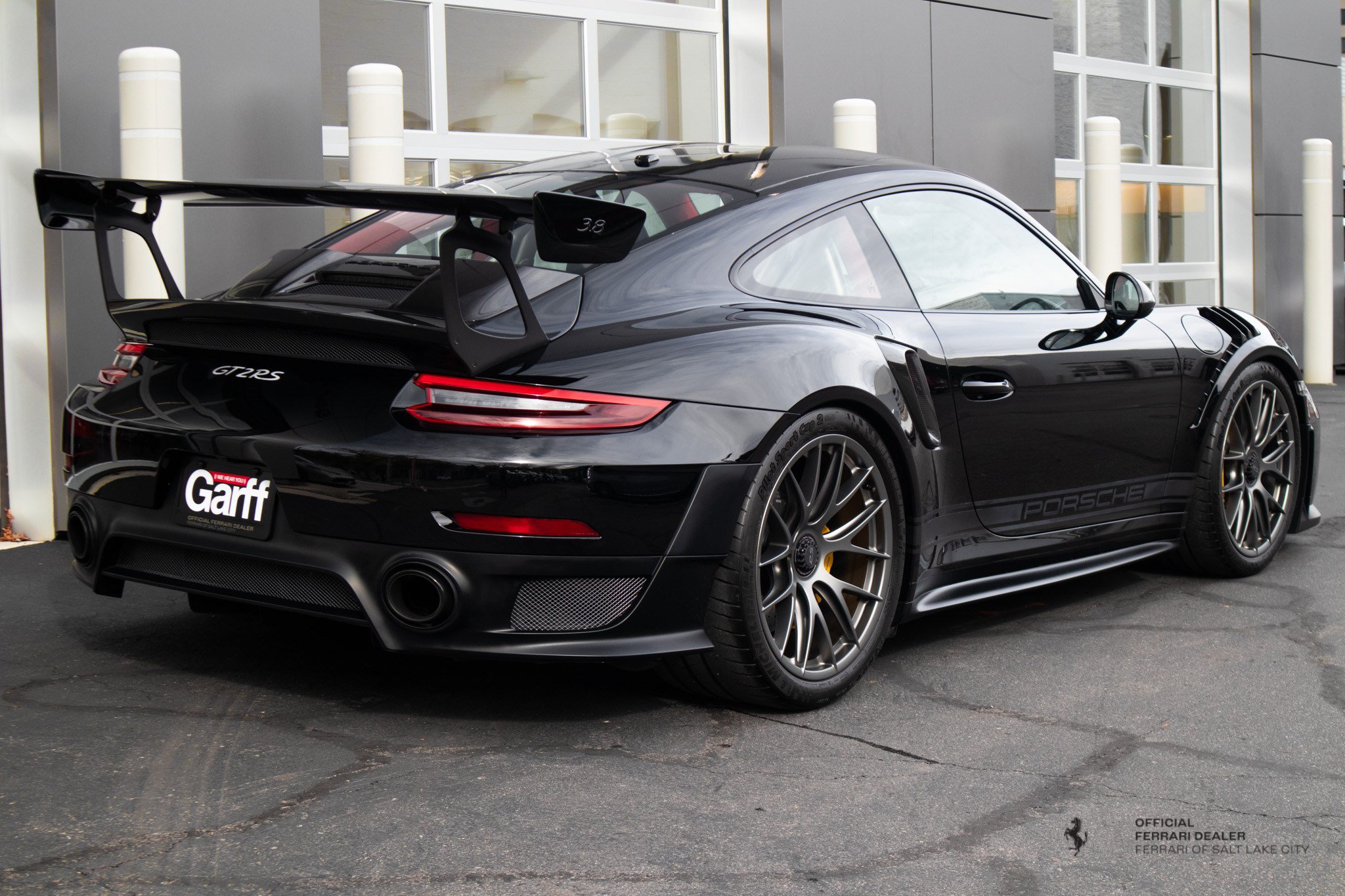 Used 2018 Porsche 911 GT2 RS RWD image 7