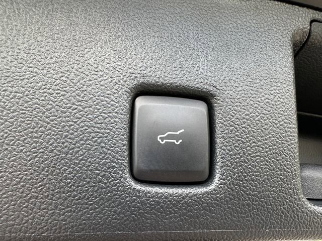 Used 2023 Ford Escape SE image 13