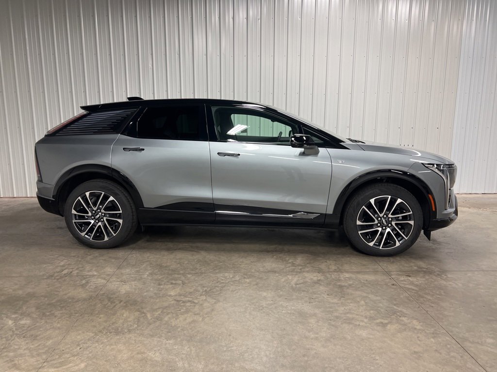 New 2026 Cadillac Optiq Sport 2 image 2