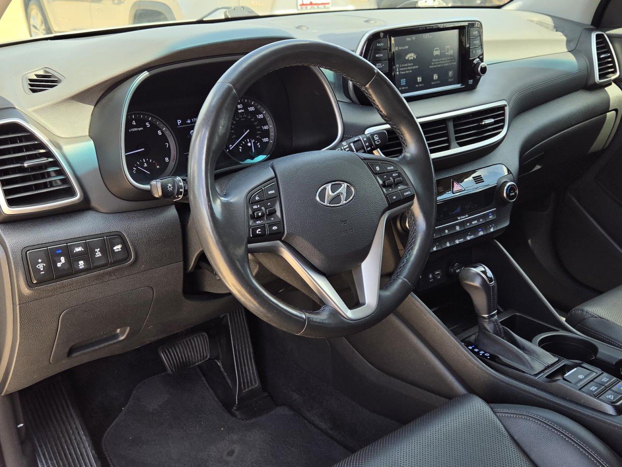Used 2021 Hyundai Tucson Limited AWD/4WD image 27