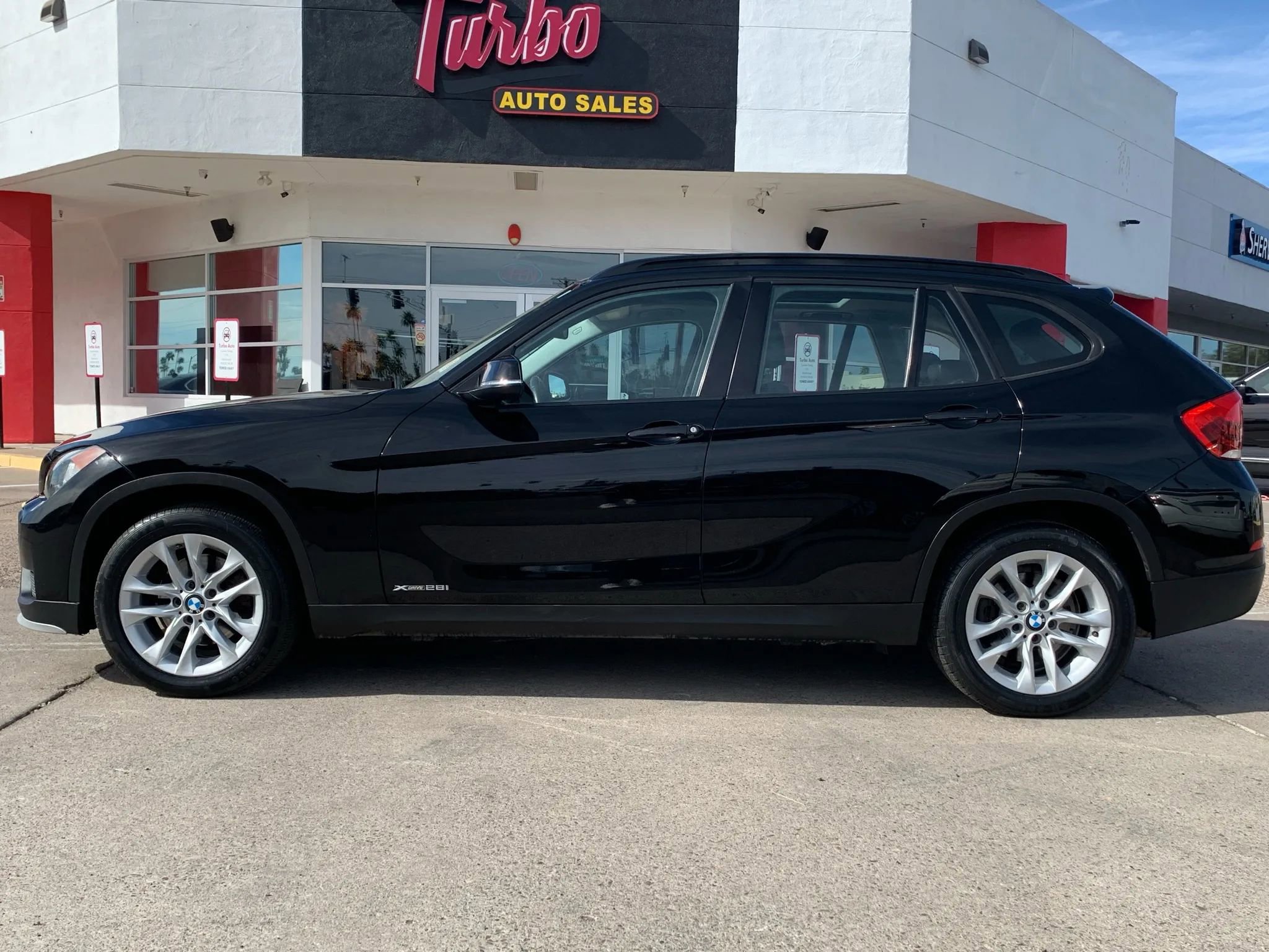 Used 2015 BMW X1 xDrive28i image 3