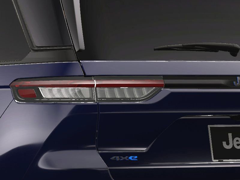 New 2024 Jeep Grand Cherokee Trailhawk w/ Advanced Protech Group II image 13