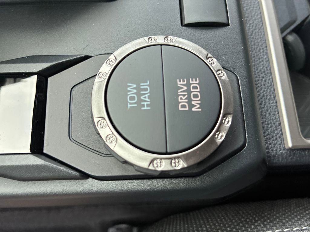 New 2025 Toyota 4Runner SR5 image 38