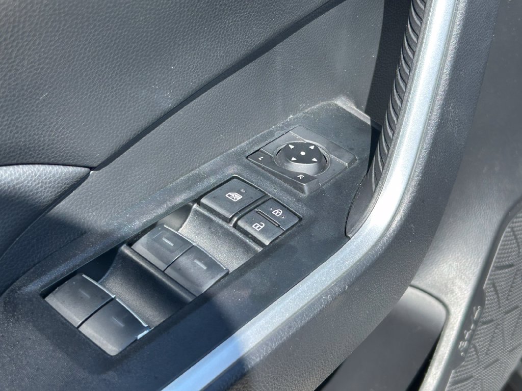 Certified 2025 Toyota RAV4 XLE w/ Convenience Package FWD image 23