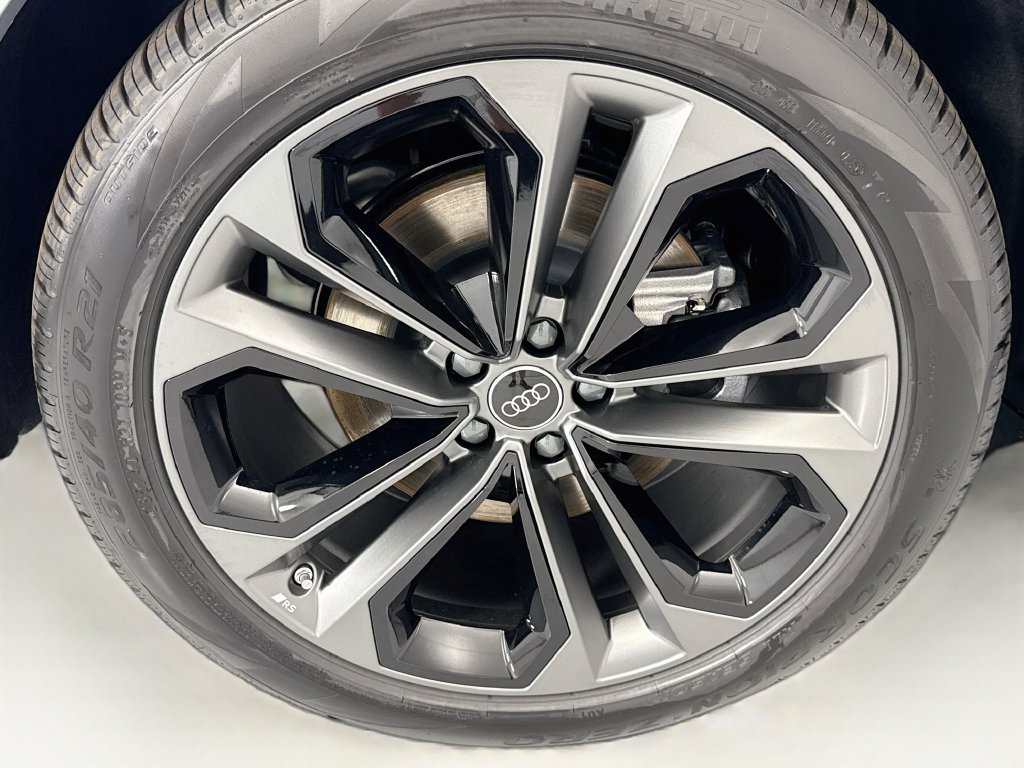 New 2026 Audi Q7 Premium Plus AWD/4WD image 32