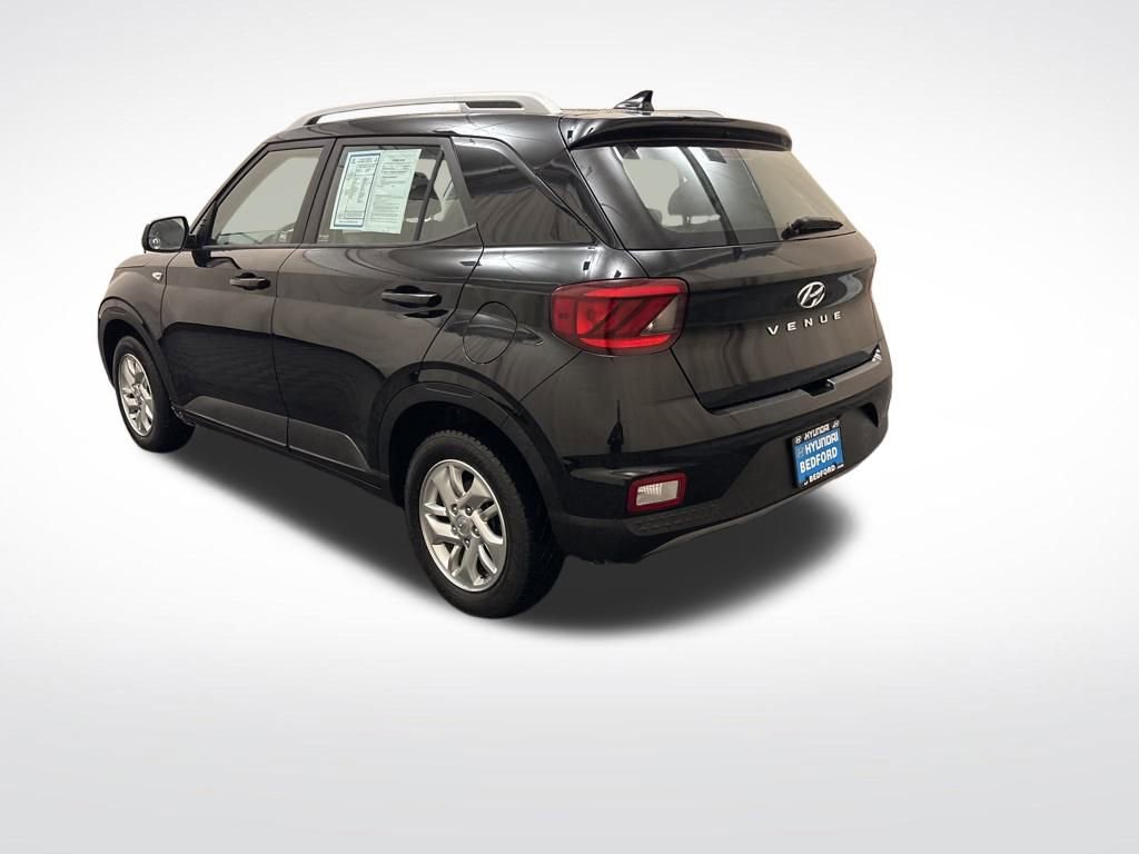 Used 2020 Hyundai Venue SEL image 8
