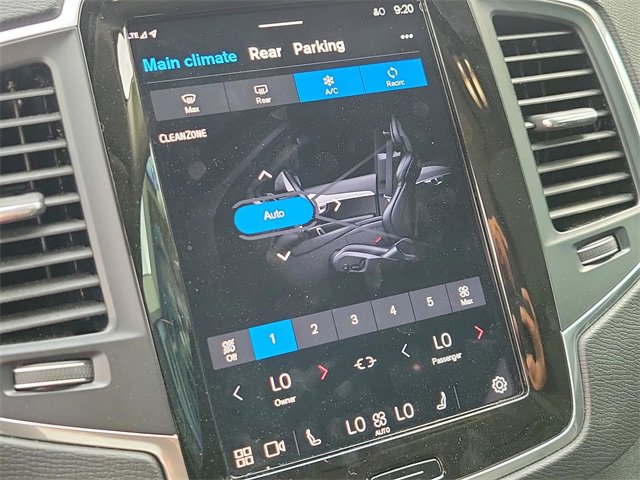 Used 2023 Volvo XC90 B5 Core image 25