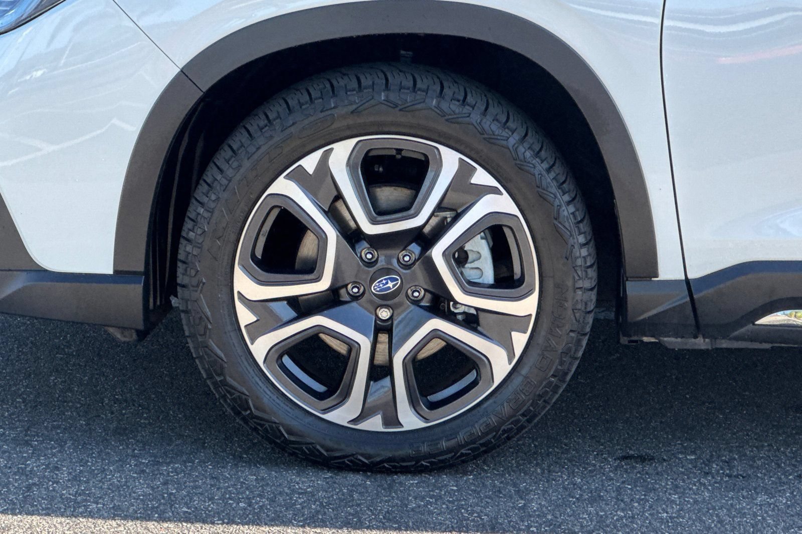 Used 2023 Subaru Ascent Touring AWD/4WD image 30