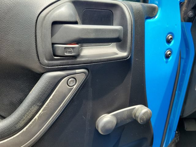 Used 2012 Jeep Wrangler Sport AWD/4WD image 17
