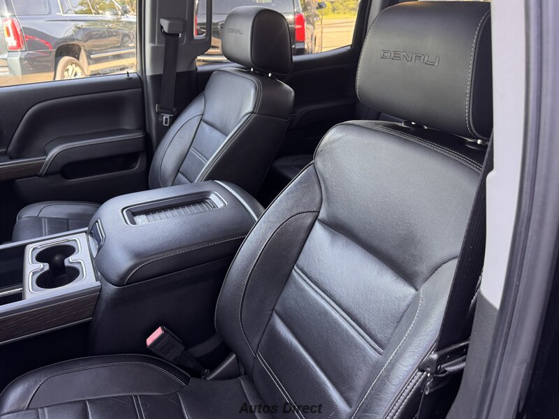 Used 2018 GMC Sierra 1500 Denali w/ Denali Ultimate Package AWD/4WD image 17