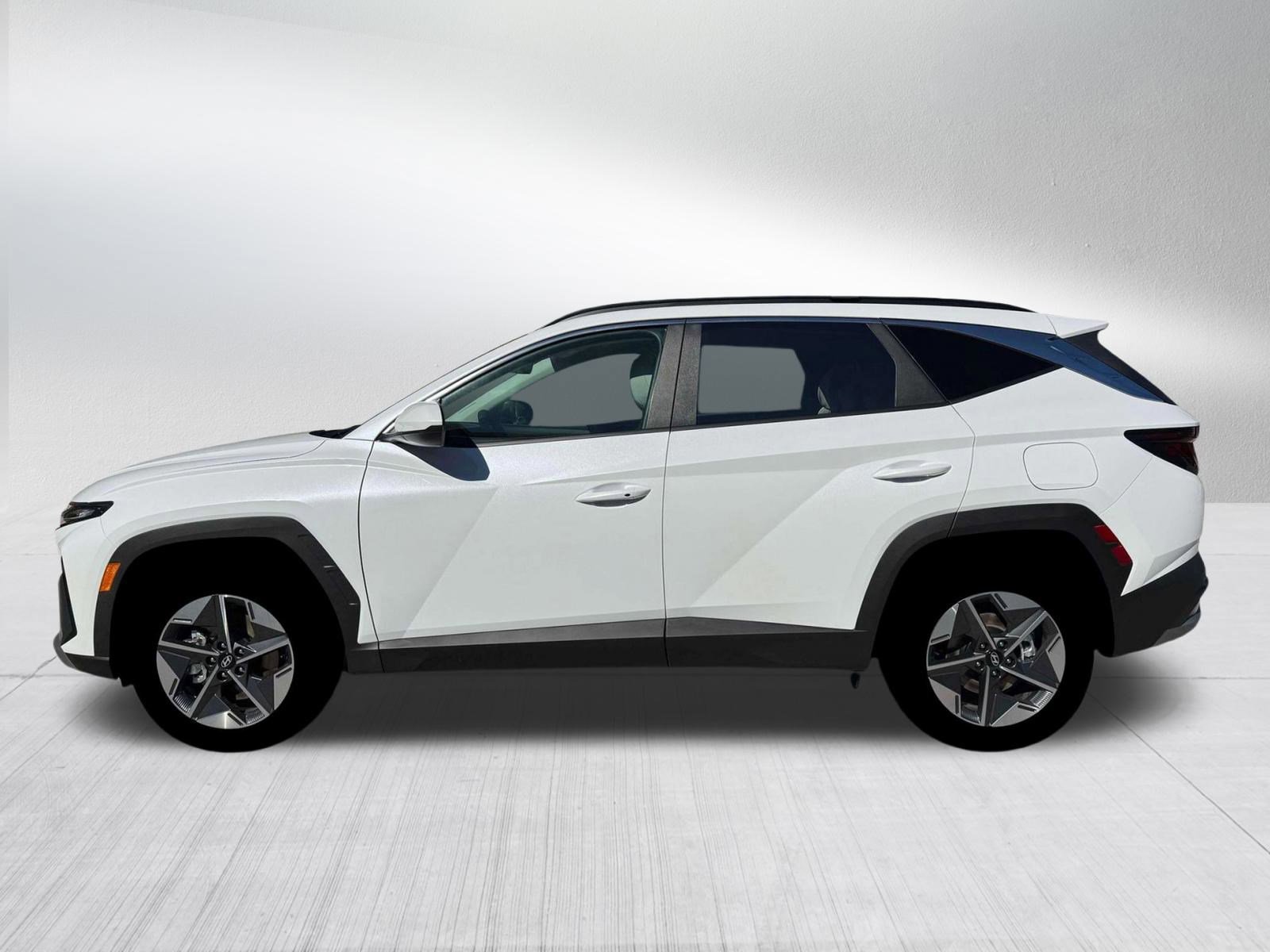 New 2026 Hyundai Tucson SEL image 3