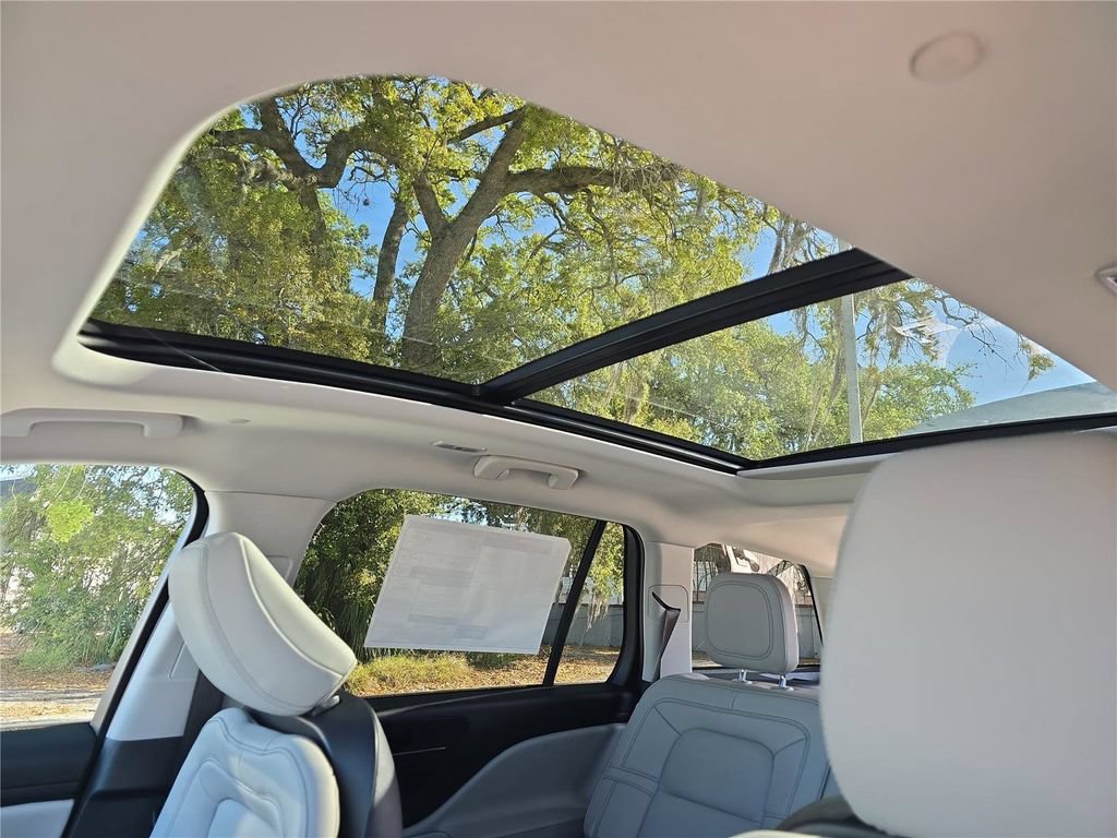 New 2026 Lincoln Aviator Reserve w/ Illumination Package AWD/4WD image 27
