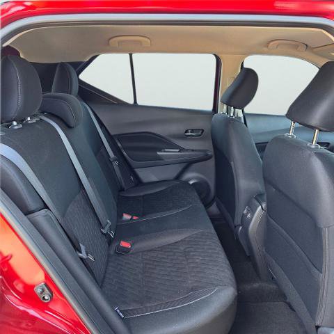 Certified 2024 Nissan Kicks SV FWD image 12