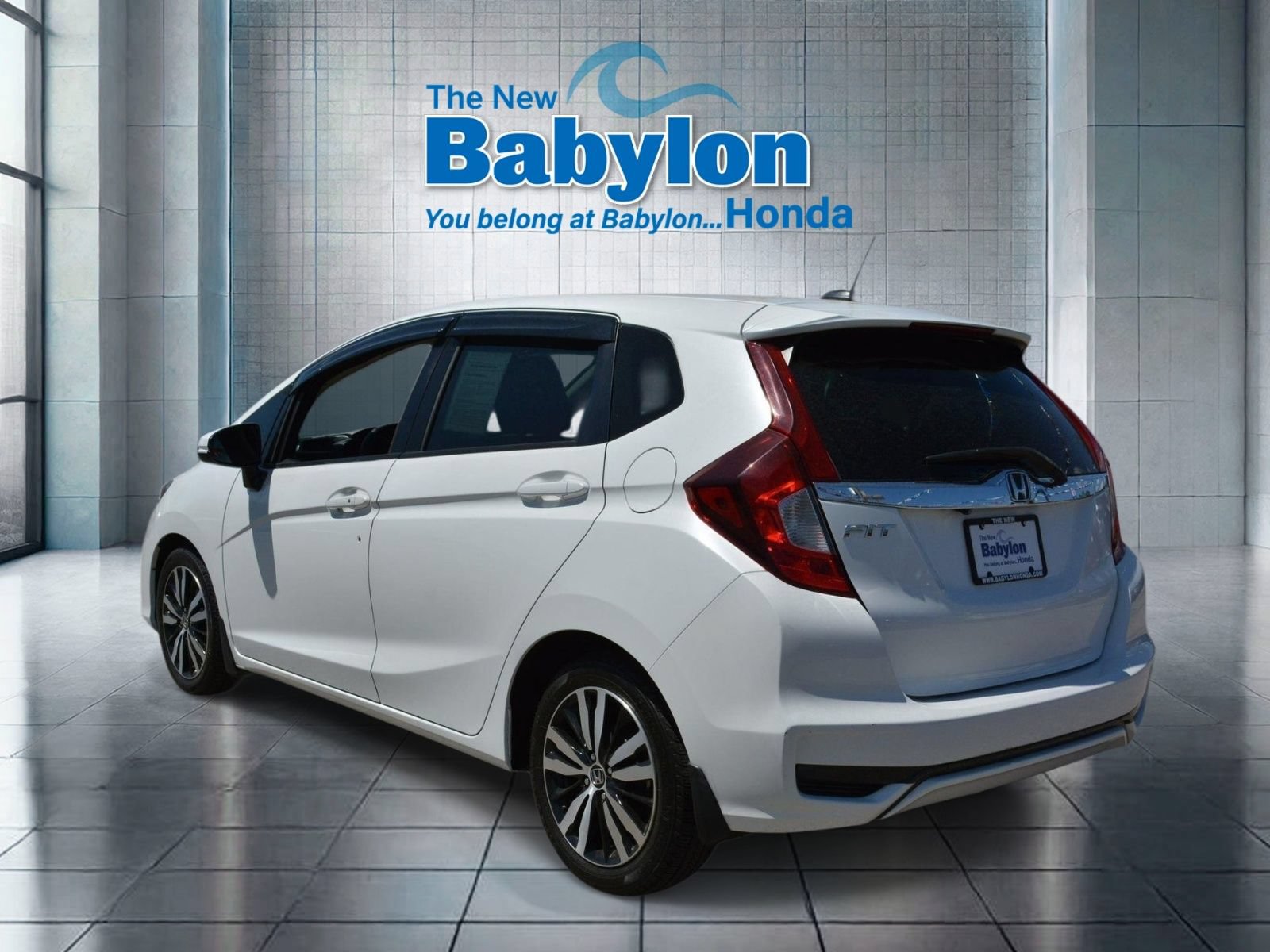 Used 2018 Honda Fit EX image 3