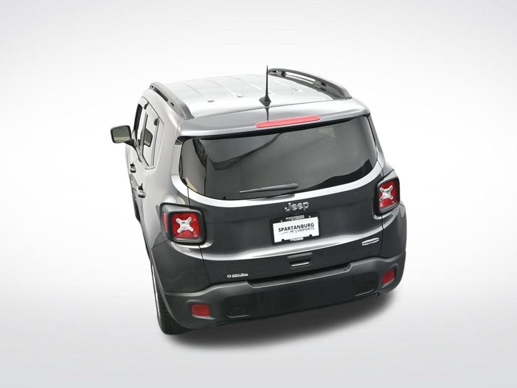 Used 2020 Jeep Renegade Latitude FWD image 28