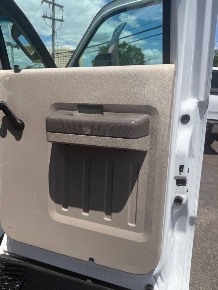 Used 2009 Ford F450 XL RWD image 23