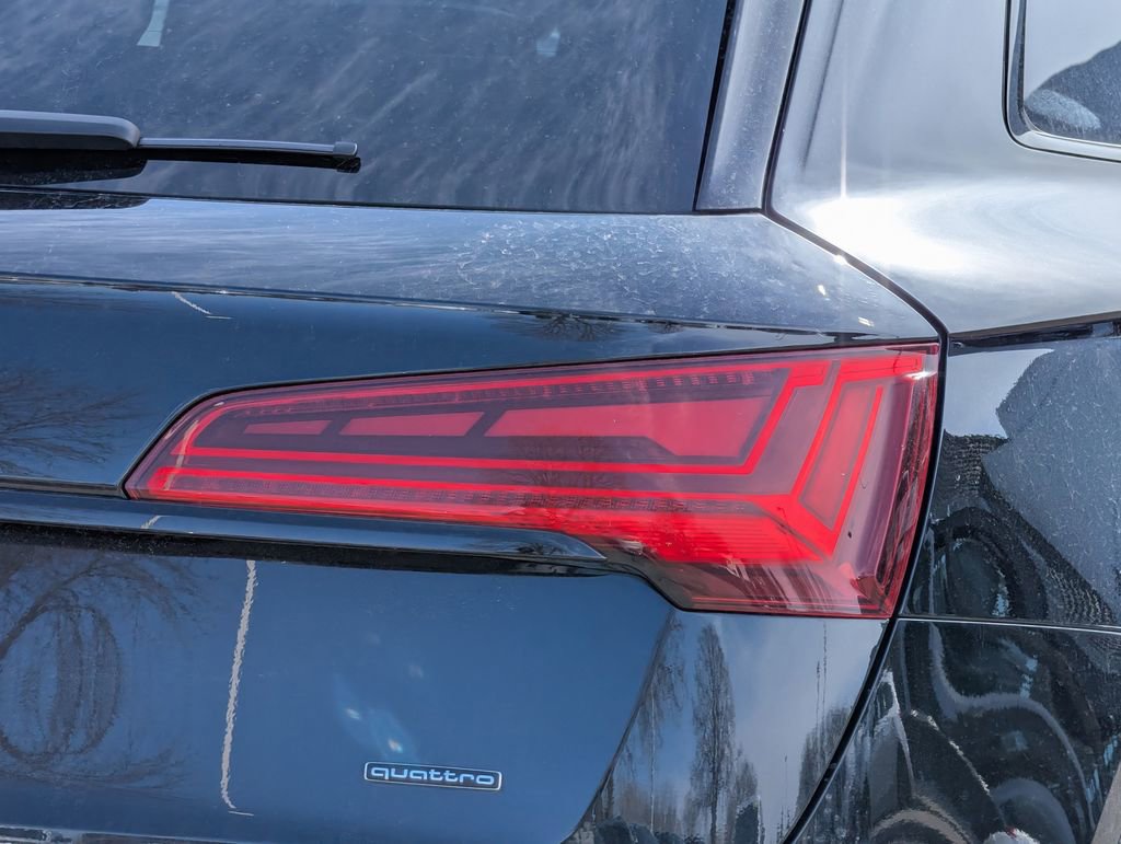 Used 2025 Audi Q5 2.0T Premium image 11