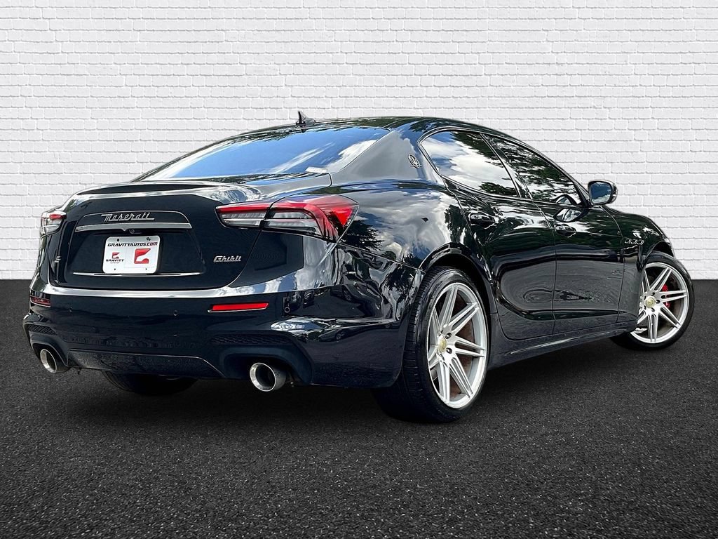 Used 2021 Maserati Ghibli S RWD image 6