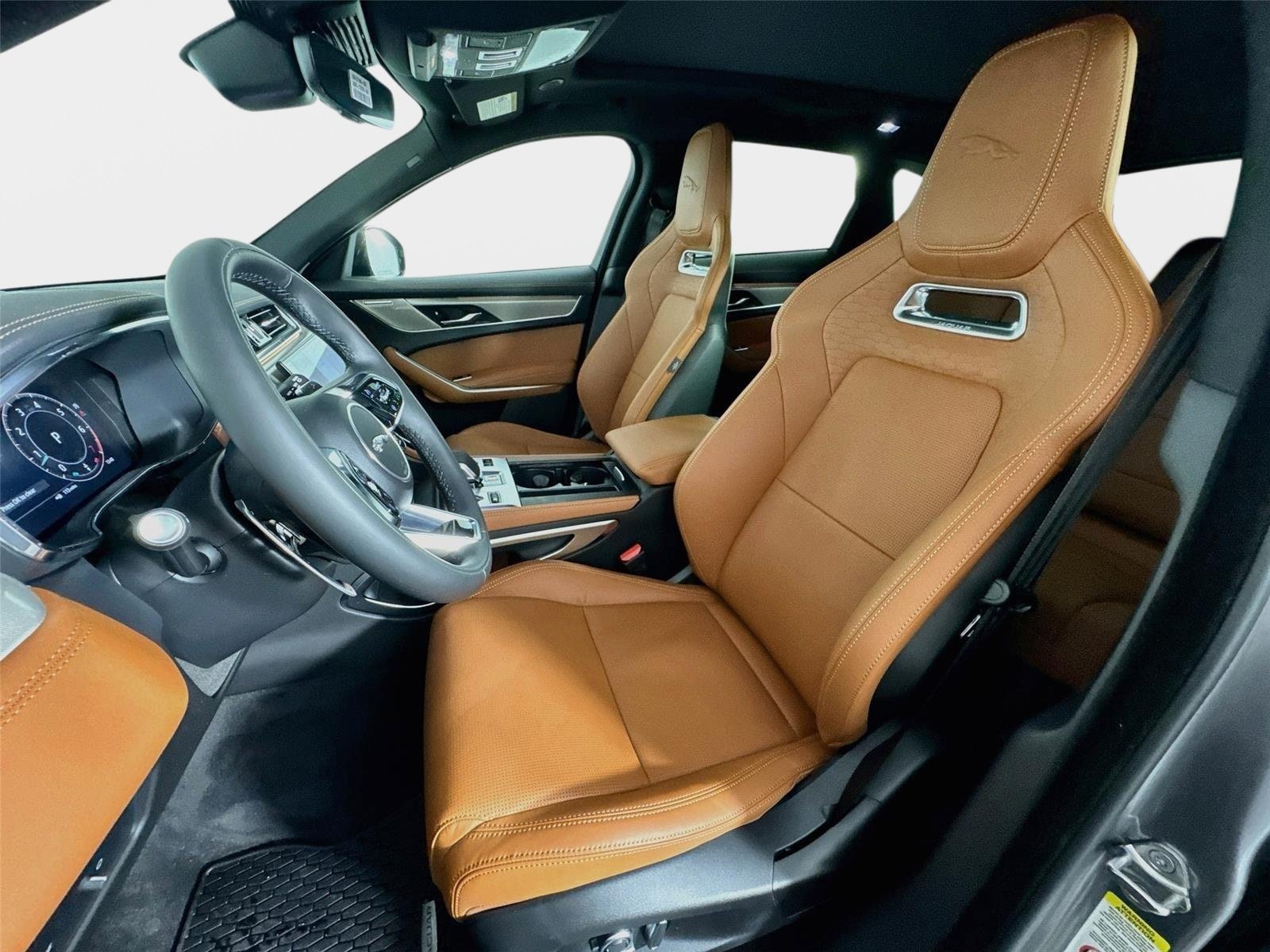 New 2026 Jaguar F-PACE R-Dynamic S AWD/4WD image 11