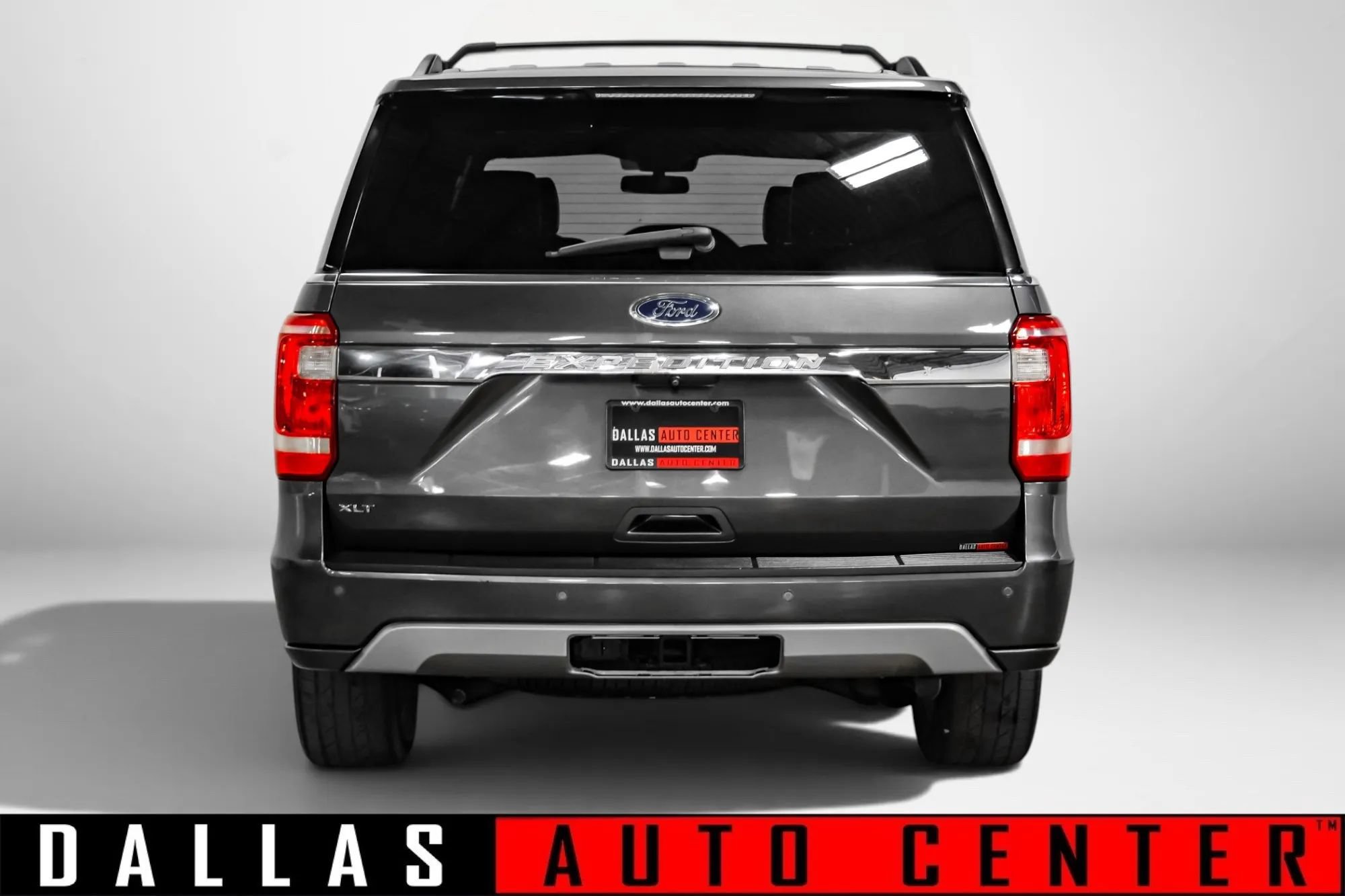 Used 2019 Ford Expedition XLT w/ Equipment Group 202A RWD image 6