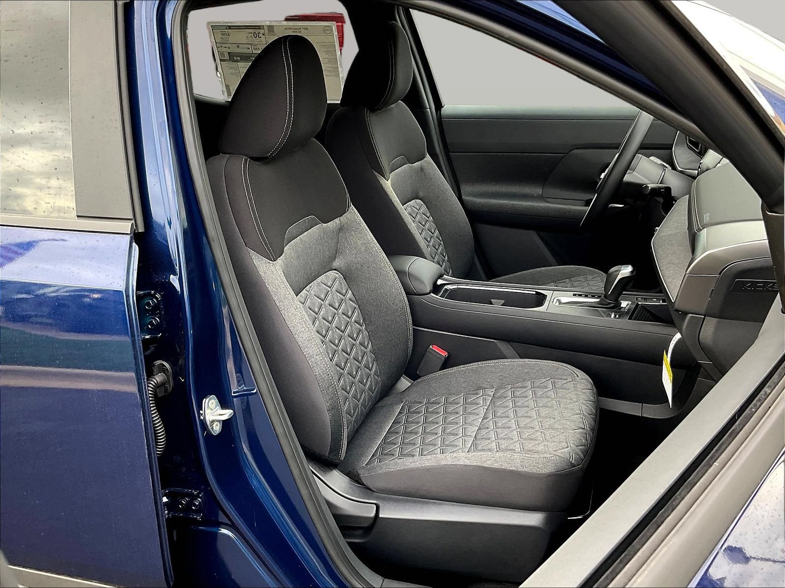 New 2027 Nissan Kicks SV AWD/4WD image 13