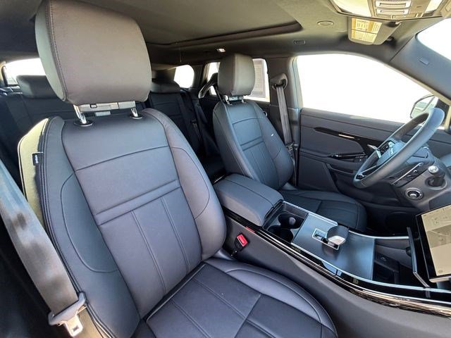 New 2026 Land Rover Range Rover Evoque Dynamic SE AWD/4WD image 19