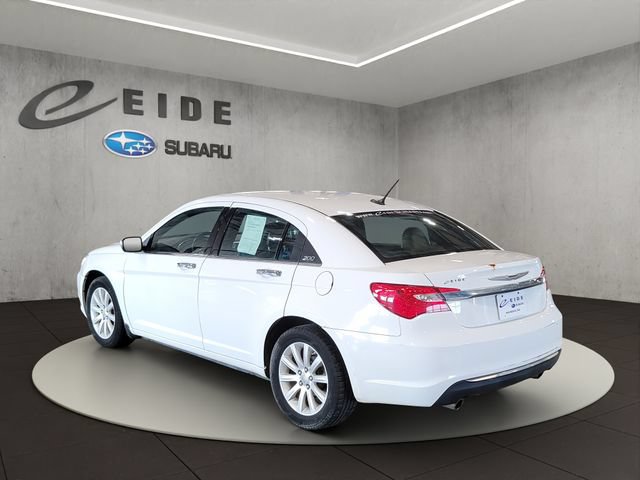 Used 2013 Chrysler 200 Limited FWD image 9