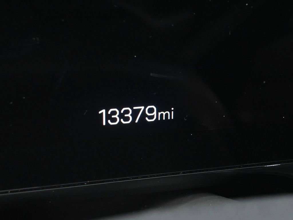 Used 2025 GMC Yukon XL Denali image 41