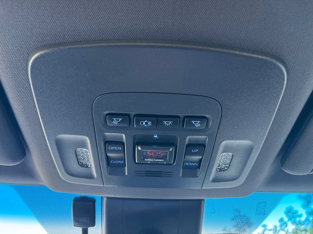 Used 2019 Toyota Avalon XSE w/ All Weather Liner Package FWD image 35