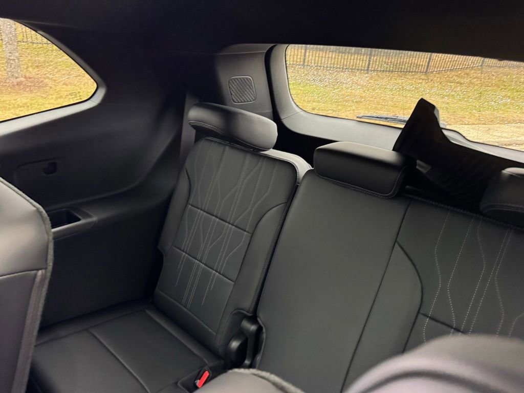 New 2026 Buick Enclave Avenir w/ Super Cruise Package image 22