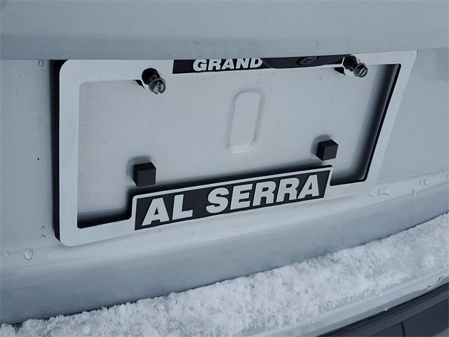 New 2025 Jeep Grand Cherokee L Altitude image 7