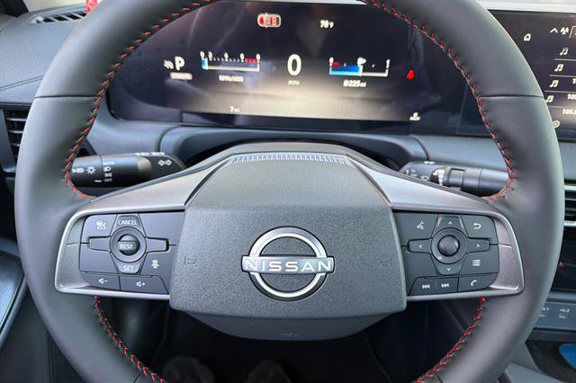 New 2027 Nissan Sentra SR w/ Floor Mat Package FWD image 24