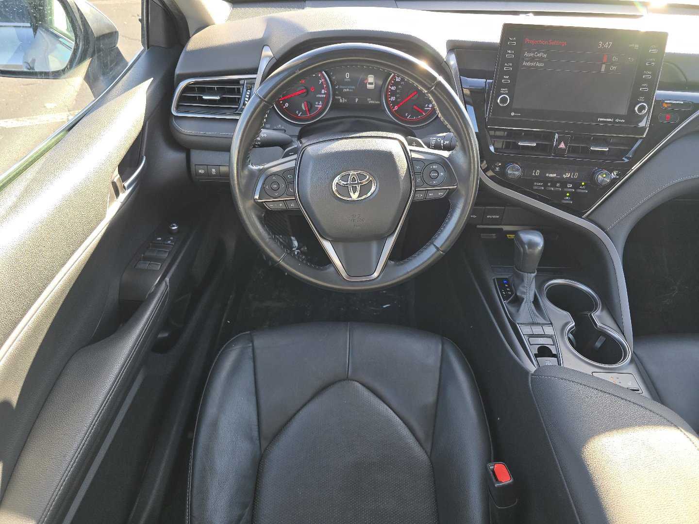 Used 2023 Toyota Camry XSE image 31
