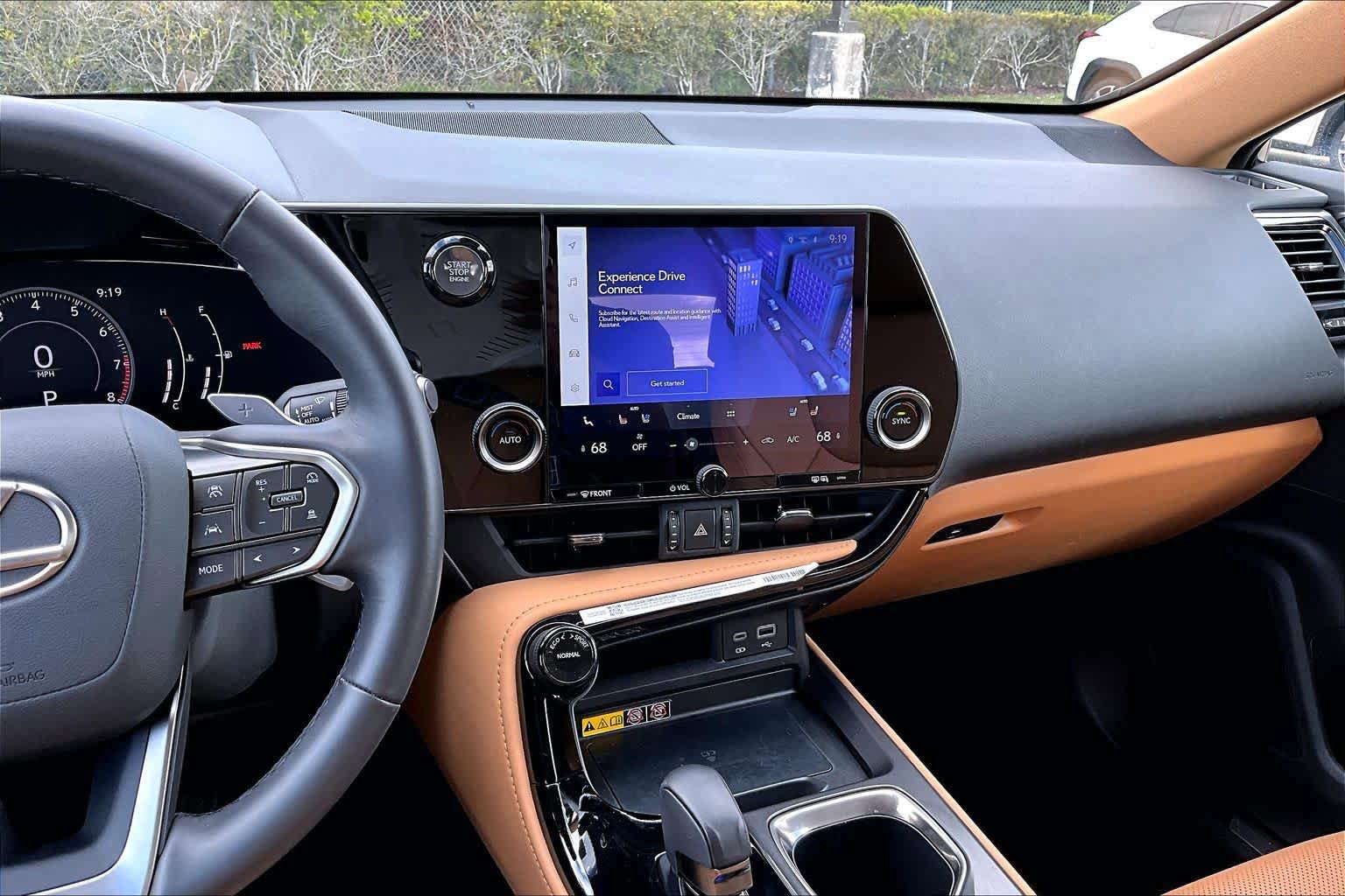 Used 2025 Lexus NX 250 FWD w/ Towing Package (2000 Lbs) image 7