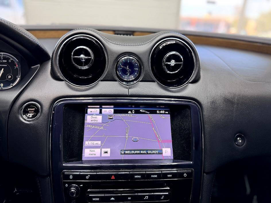 Used 2012 Jaguar XJ L Supercharged RWD image 11